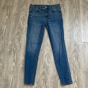 Size 8 American eagle jeans